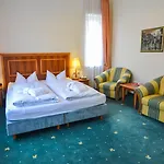 Seehotel Hubertus Szálloda 4*