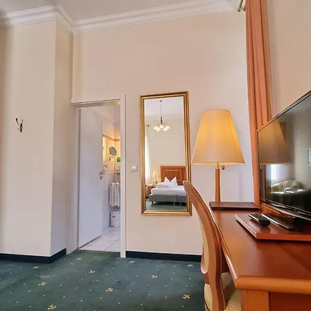 Отель Seehotel Hubertus 4*