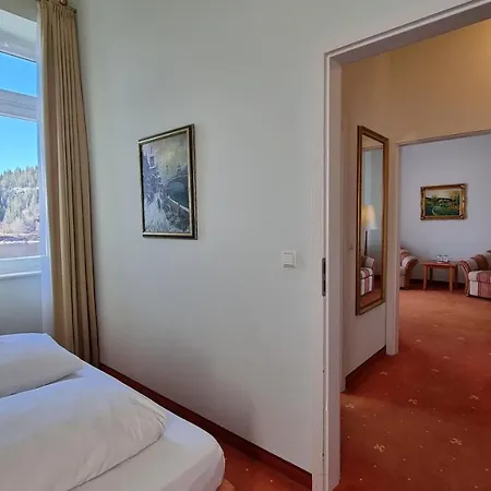 Seehotel Hubertus 슈룩흐제