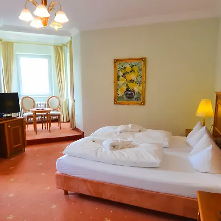 Seehotel Hubertus Шлухзее