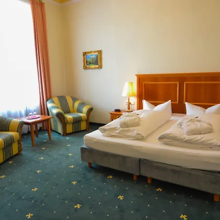Отель Seehotel Hubertus 4*