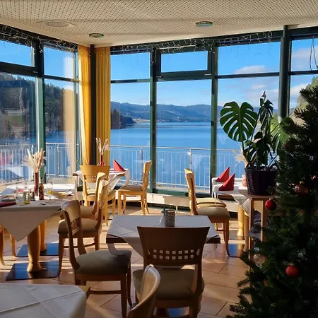 Seehotel Hubertus Отель Шлухзее
