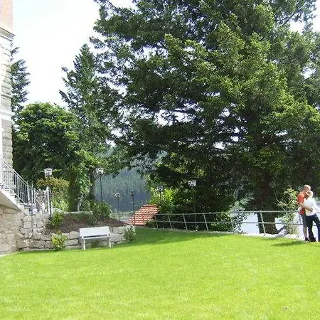 Seehotel Hubertus 4* 슈룩흐제